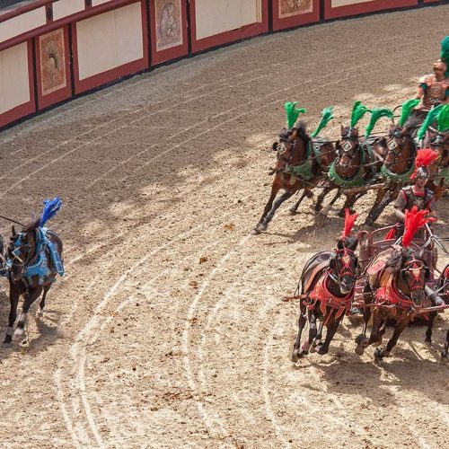 Puy du Fou course de chars